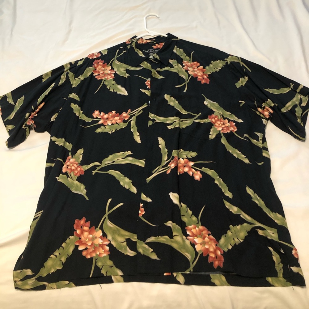 TORI RICHARD ALOHA SHIRT